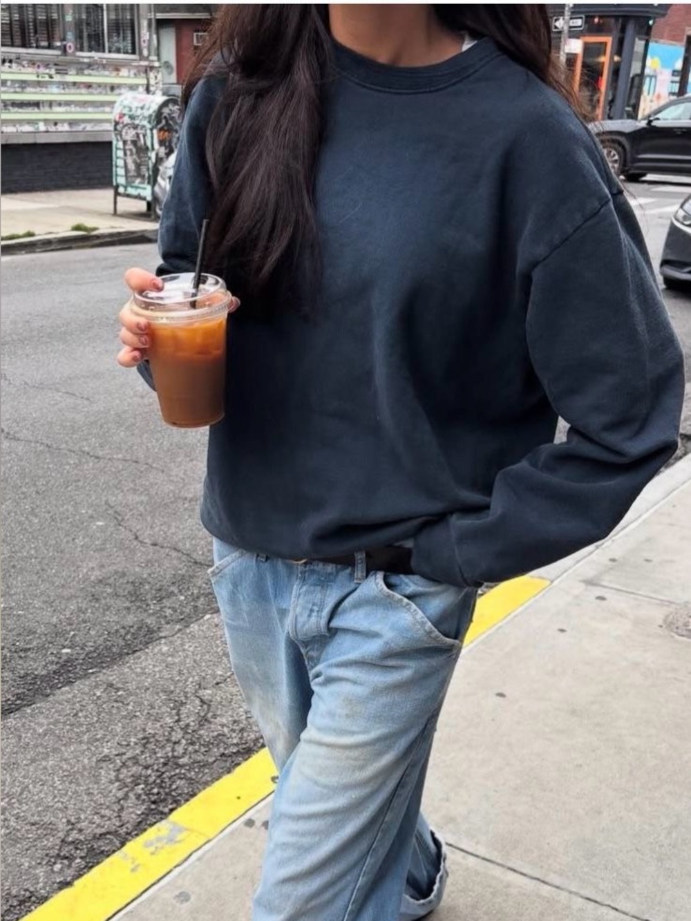 Vintage 80s/90s soft and faded black crew neck sweatshirt